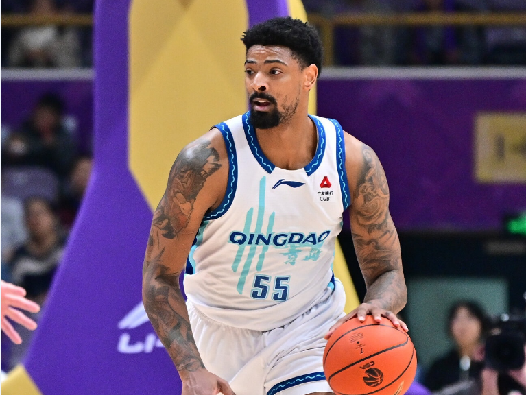 体育娱乐-CBA第37轮最佳阵容：米奇30+22双加时灭辽宁 胡金秋徐昕入选